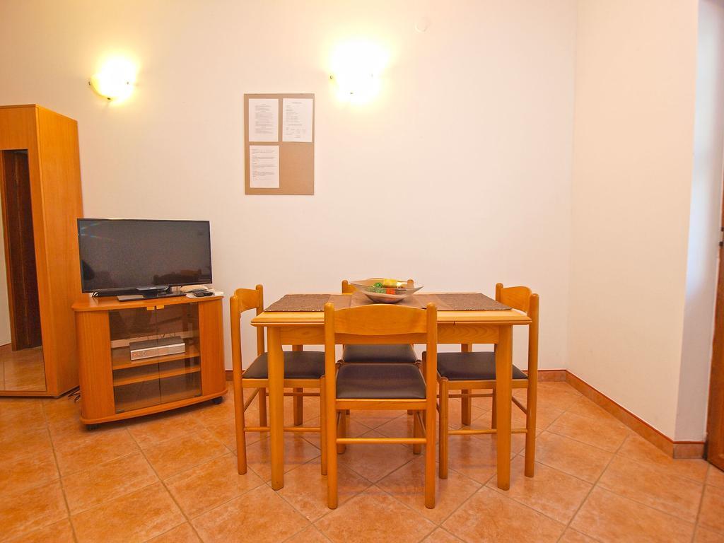 Apartment Claudio 1136 Galižana エクステリア 写真